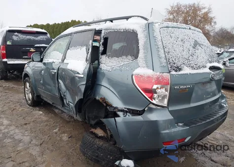 2009 Subaru Forester 2.5X из США, поврежденный, VIN JF2SH63639H743028